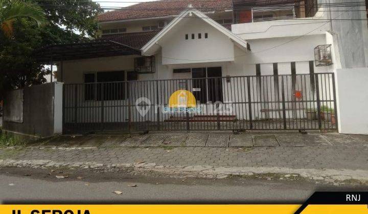 Disewakan rumah tengah kota 1 lantai seroja semarang selatan 1