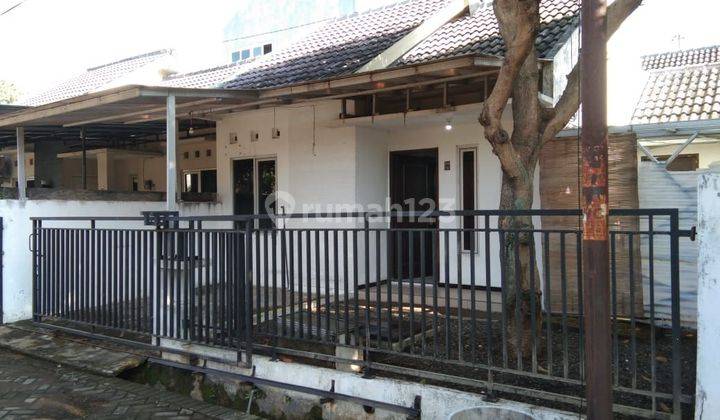 Dijual rumah bagus menarik 1 lantai Grand Tembalang 2