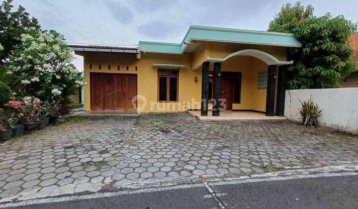 Disewakan rumah nyaman menarik mulawarman Tembalang 1