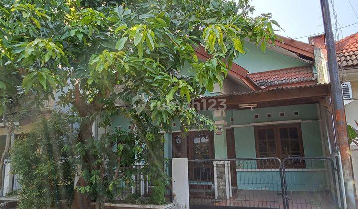 Disewakan rumah asri siap huni Banyumanik semarang 1