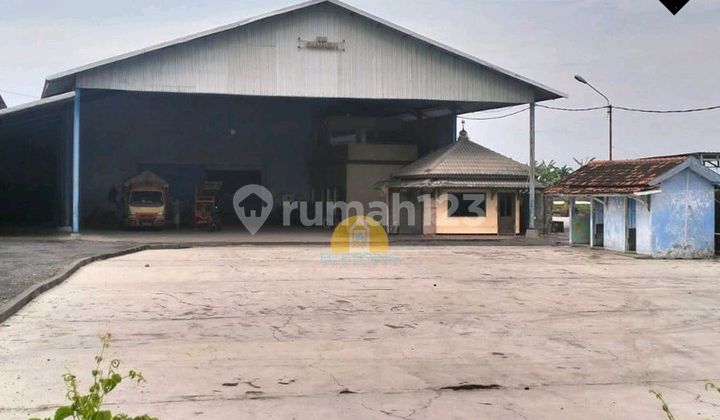 Warehouse Ready to Occupy Strategic Location Adjacent to Demak