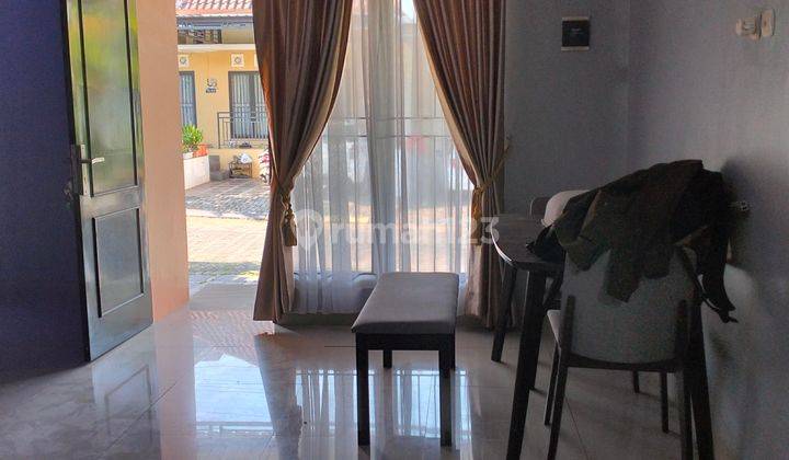 ruang keluarga dijual rumah hook bagus furnished