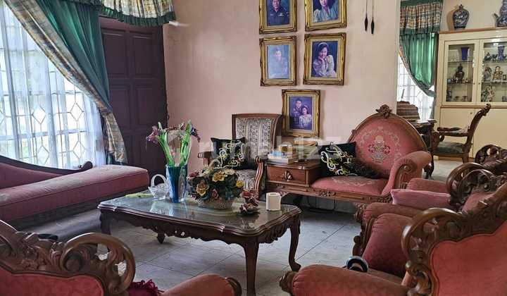 ruang keluarga rumah mewah harga murah lokasi