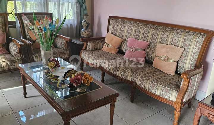 ruang tamu rumah mewah harga murah lokasi