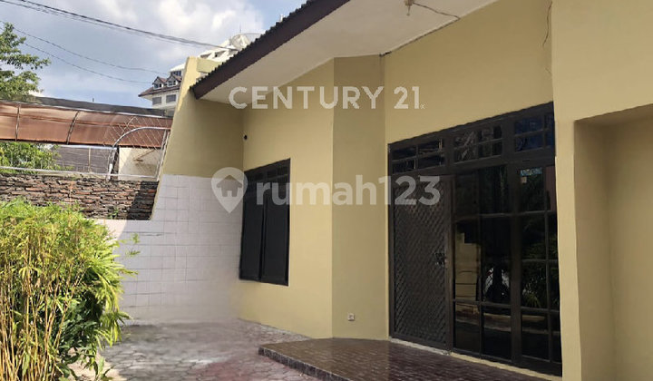 Rumah Tengah Kota Bawah NJOP, Dekat Mall, Dekat Simpang Lima 1