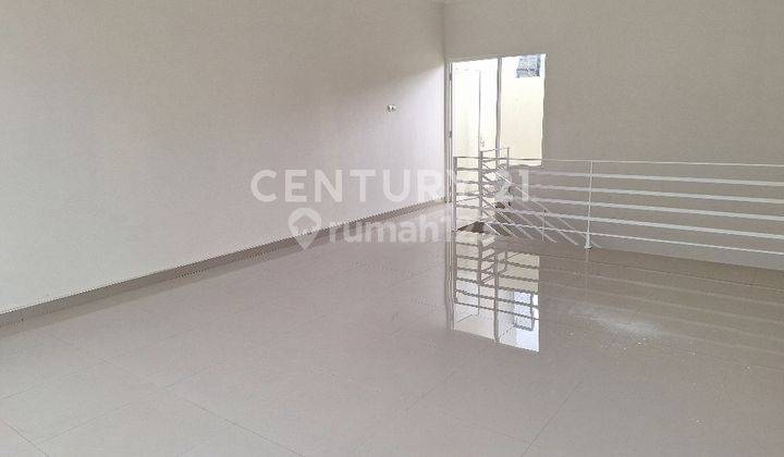 Ruko 2 Lantai, Bangunan Baru, Ada Lahan Parkir 1
