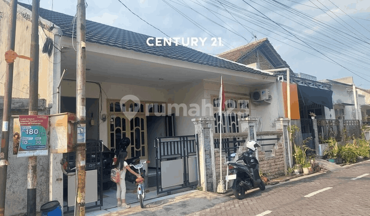 RUMAH LOKASI STRATEGIS DI KALICARI SEMARANG 1