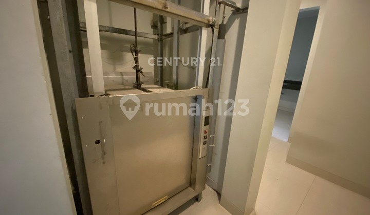 PENTHOUSE MG SUITES GAJAHMADA SEMARANG SKY VIEW BAGUS 2