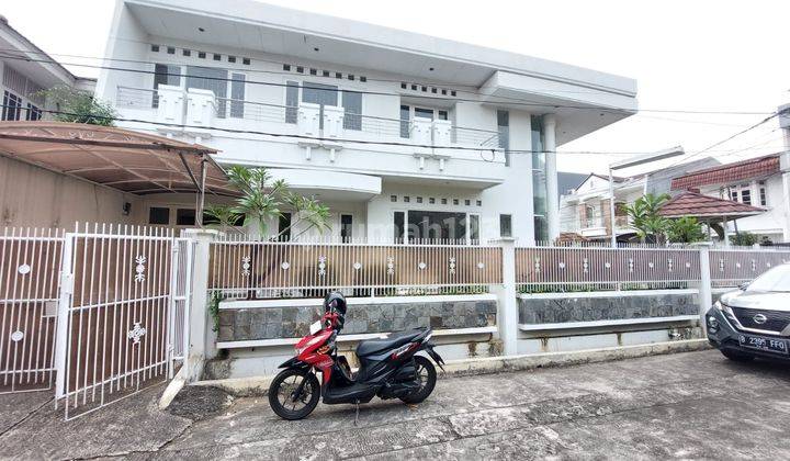 rumah hook 2 lantai bagus harga di bawah njop  Di kelapa gading jakarta utara 1