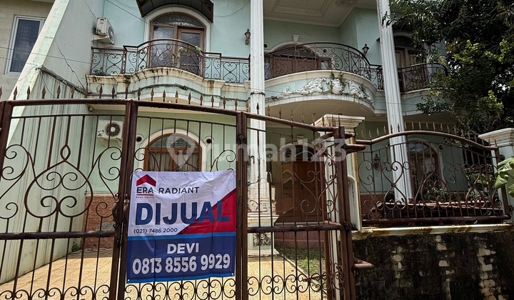 Rumah Hoek Besar dan Megah di Villa Melati Mas BSD