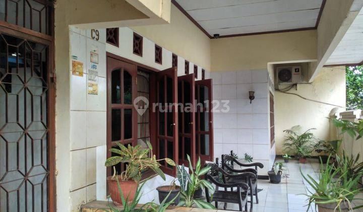 Rumah 2 Lantai Butuh Renovasi Di Komplek Ikpn Veteran 2