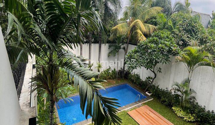 Rumah Modern Brand New Dengan Swimming Pool Di Kemang Selatan 1