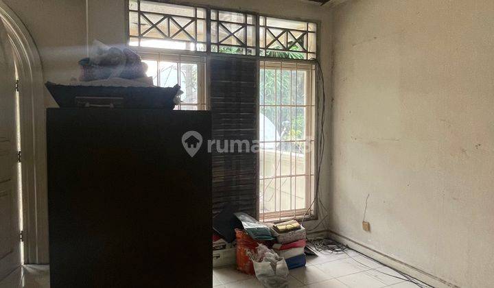 Rumah Tua Butuh Renovasi Hitung Tanah Di Sektor 5 Bintaro Tangsel 1