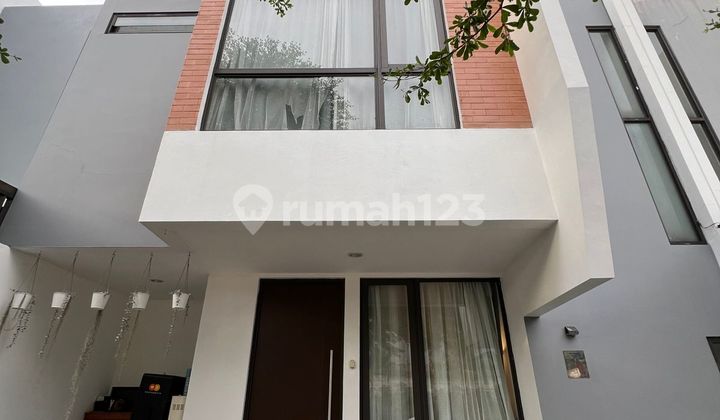 Rumah Bagus Semi Furnished di Kebayoran Residence Bintaro