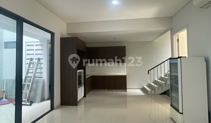 Beautiful Brand New House in Kebayoran Bintaro Jaya