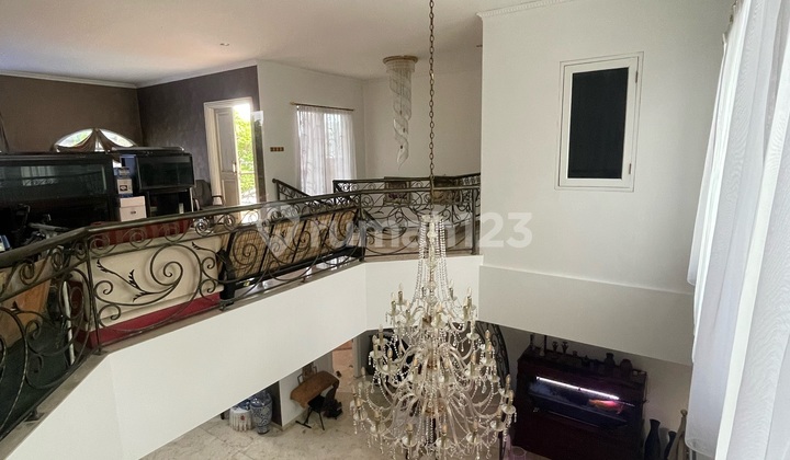 Rumah Modern Tropis Bagus Terawat Di Puri Flamboyan Rempoa Rumah Modern Tropis Bagus Terawat Di Puri Flamboyan Rempoa