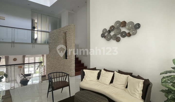 Prime Condition House with 3-Story Mezzanine at The Icon BSD. 2