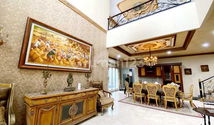 Rumah Modern Classic Mewah Full Furnished di Bintaro Sektor 9