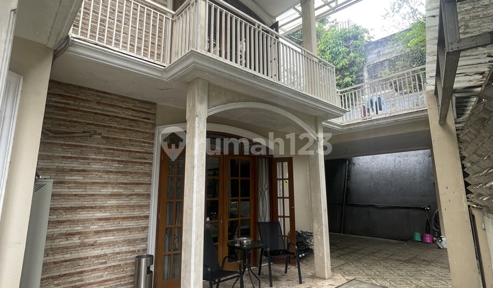 Modern Tropical House Ready to Occupy with Hook in Bintaro Sector 2 2