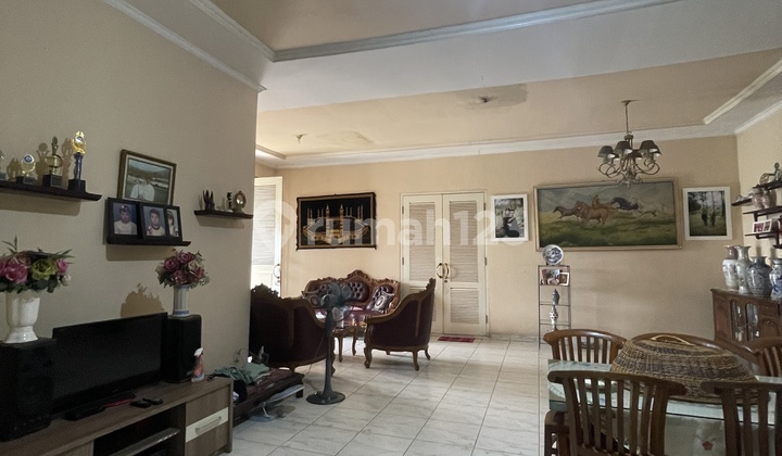 Rumah Bagus Rapi Di Petukangan Selatan Jaksel 1