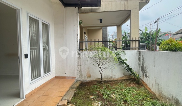Rumah Secondary Bagus 2 Lantai Di Bsd Nusaloka Tangerang 2