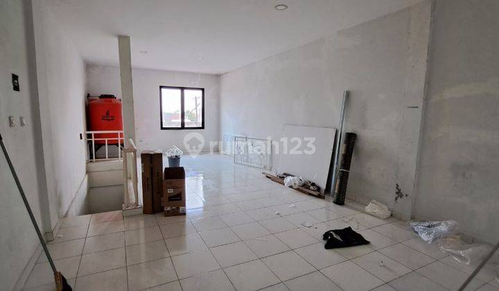 Ruko 3 Lantai Taman Royal 1 Permata Niaga Nego 16
