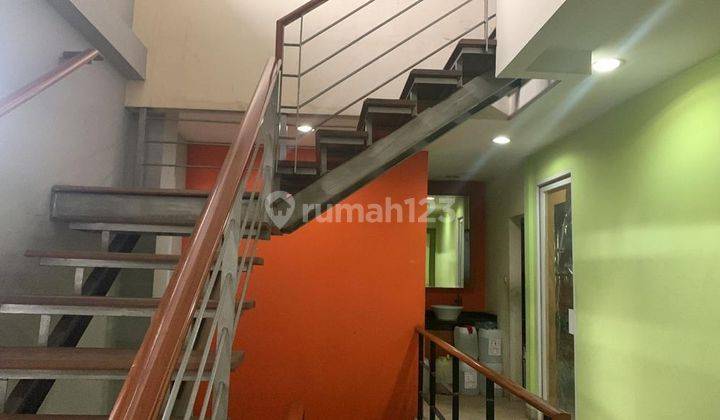 Perkantoran di Pinggir Tol Kebon Jeruk Jakarta Barat, Jakarta Barat Bagus SHM 5