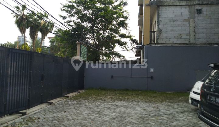 Dijual disewa 3 Ruko Gandeng Boleh 1 Ruko. Jl. Kebon Jeruk Raya Kemanggisan 2
