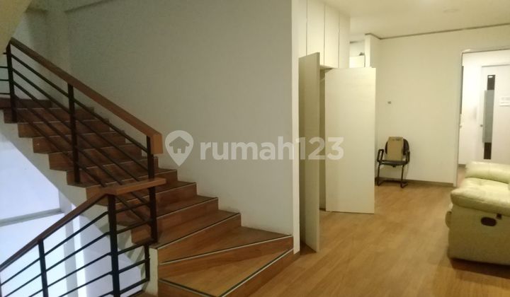Dijual disewa 3 Ruko Gandeng Boleh 1 Ruko. Jl. Kebon Jeruk Raya Kemanggisan 5