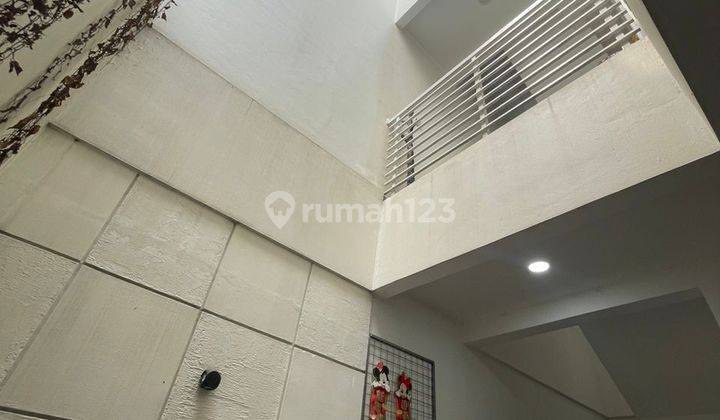 Rumah Cantik Golf lake Residence 11
