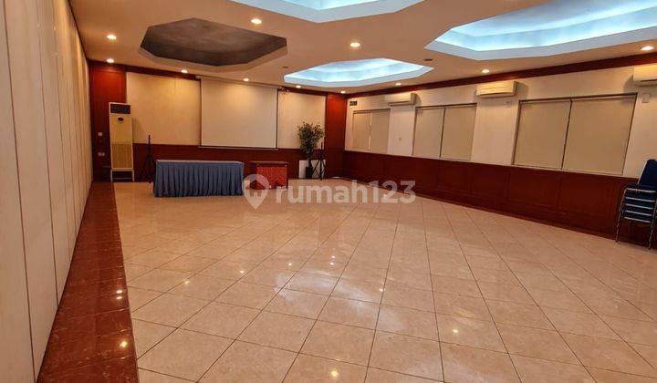 Dijual Murah Gedung kantor 4 lantai 1