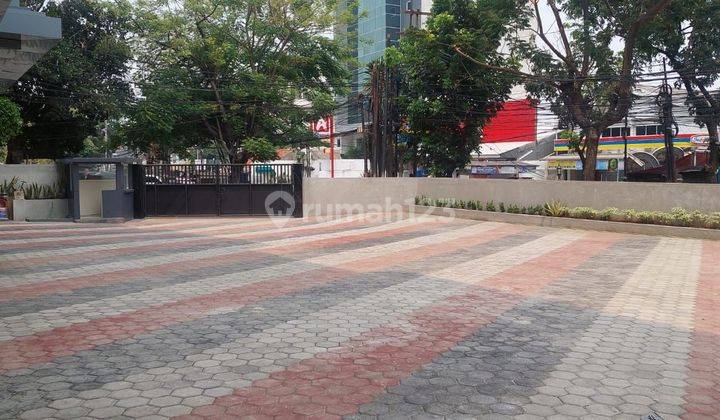 Gedung kantor 5 lantai 1000 m² SHM Bagus 2