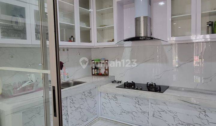 Dijual Rumah di Magenta Tahap 1 2 Lantai SHM Bagus Utara 1