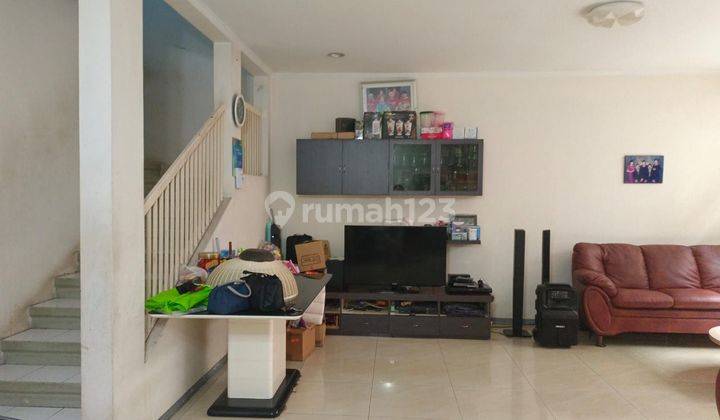 Dijual Rumah 2 lantai  SHM Barat Daya lingkungan nyaman 2