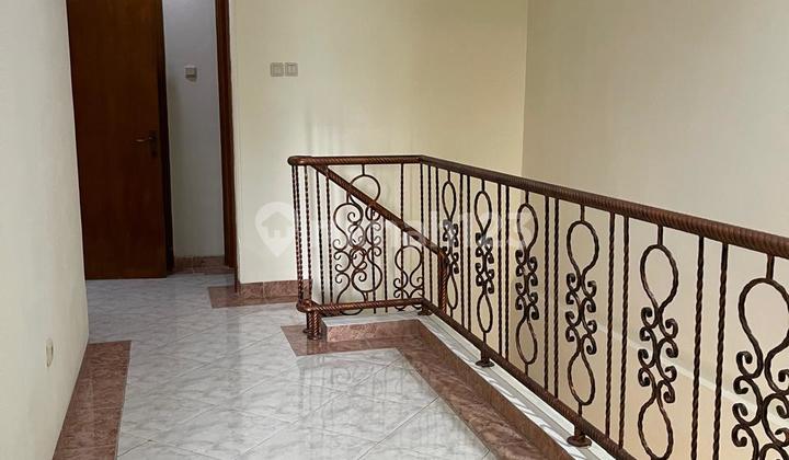 Dijual Rumah Taman Surya Shm Butuh Minim Renovasi 2