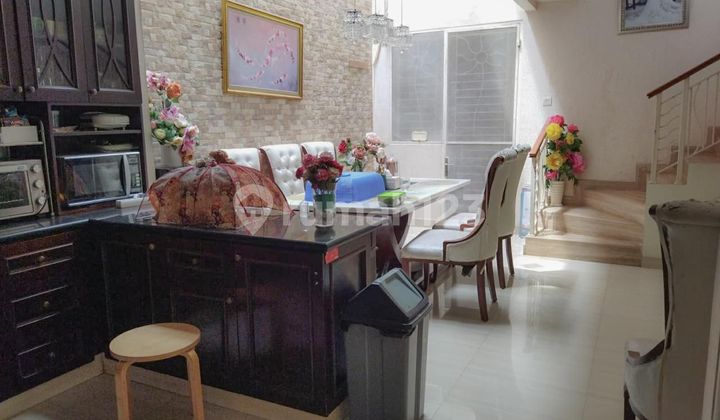 ruang tamu dijual rumah bagus shm di