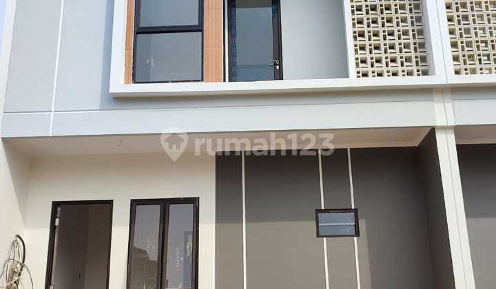 10 MENIT STASIUN SERPONG AKSES STRATEGIS TOL DAN STASIUN 1