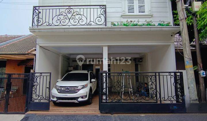 Dijual Rumah Siap Huni Design Klasik Di Bintaro Jaya Sektor 2 1