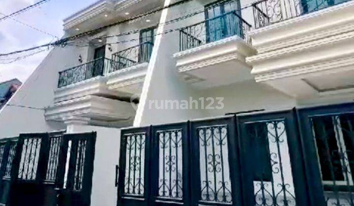 Rumah Baru Semi Furnished American Classic Di Joglo Kembangan 2