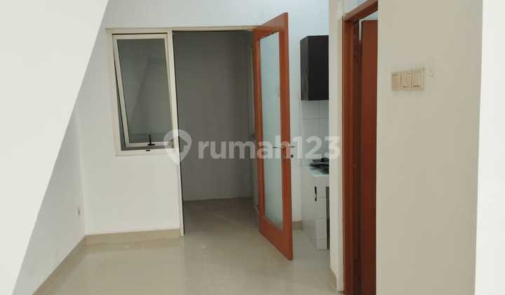 Di Jual Rumah Layar Permai Pik, Kosongan, 2 Lantai, Uk 4x12m2  3