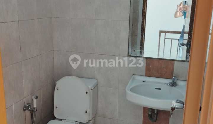 Di Jual Rumah Layar Permai Pik, Kosongan, 2 Lantai, Uk 4x12m2  11