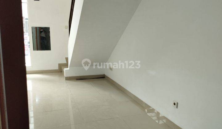 Rumah Layar Permai Pik Di Sewa Luas 4x12m2 Kosongan Siap Huni  8