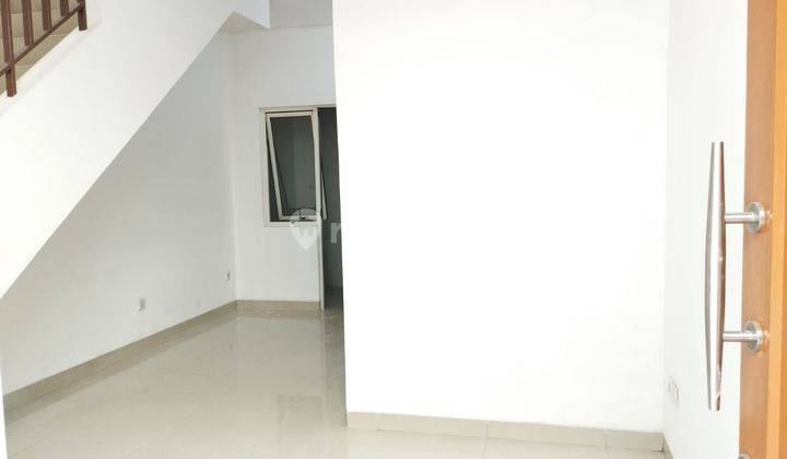 Di Sewakan Rumah Layar Permai Pik 2 Lt,3br,uk 4x12m2,unfurnish 2