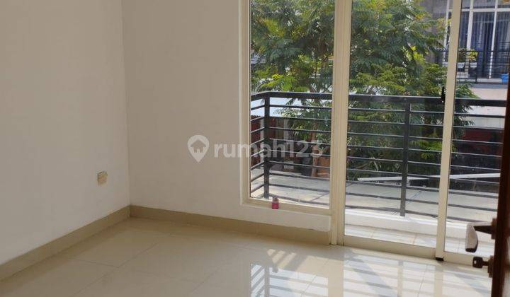 Di Sewakan Rumah Layar Permai Pik 2 Lt,3br,uk 4x12m2,unfurnish 10