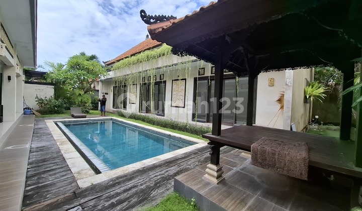 Villa Nyaman Disewakan di Area Berawa