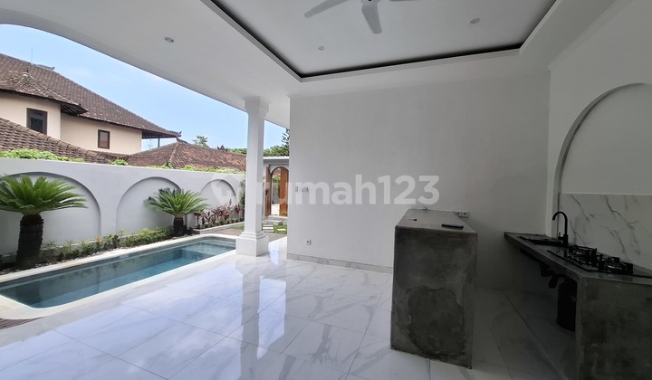 Brand New Villa For Rent In Canggu Area Brand New Villa For Rent In Canggu Area