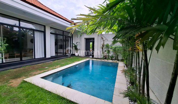 Villa For Rent For Longterm In Kerobokan Area 1