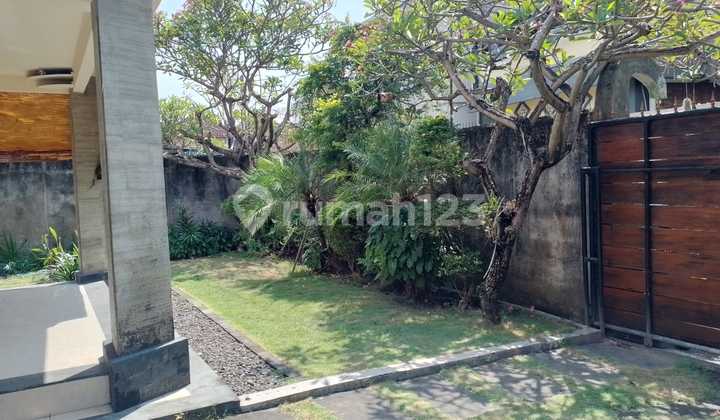 House Available for Rent in Sanur Area 2