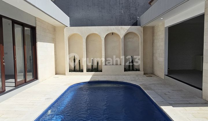 Brand New Villa For Rent in Seminyak area Brand New Villa For Rent in Seminyak area