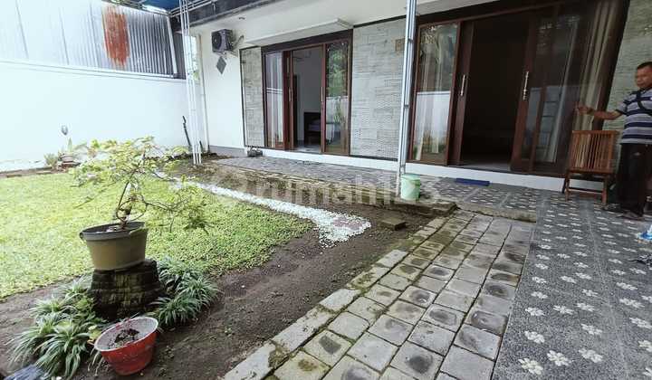 Cozy House For Rent in Kerobokan Area 2